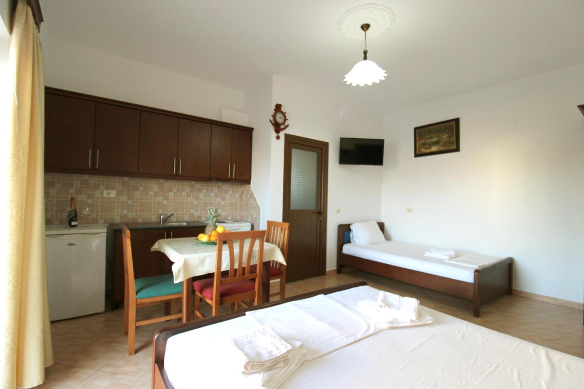 Garden Villa Dhesara 卡萨米尔 外观 照片
