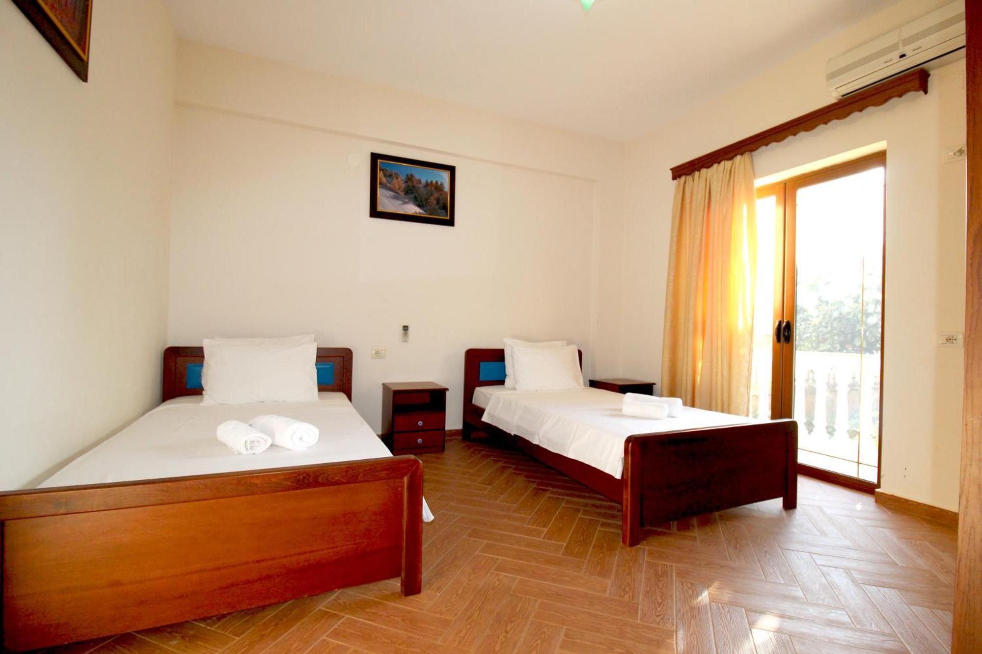 Garden Villa Dhesara 卡萨米尔 外观 照片